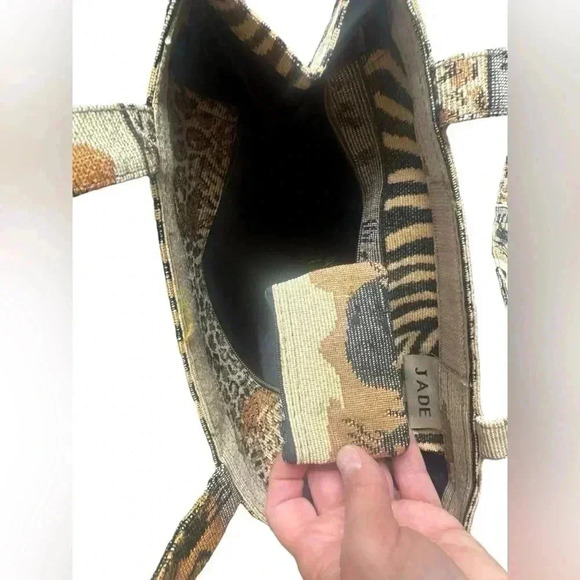 Jade Jungle Safari Tapestry Tote Bag - Picture 9 of 14